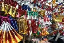 Cara Bikin Terompet Sendiri Di Rumah.jpg