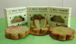 Bolu-Kemojo-Oleh-Oleh-Khas-Pekanbaru.webp Bolu-Kemojo-Oleh-Oleh-Khas-Pekanbaru.webp