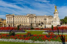 Istana Buckingham - Inggris.jpg