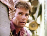 147342234-macgyver.jpg